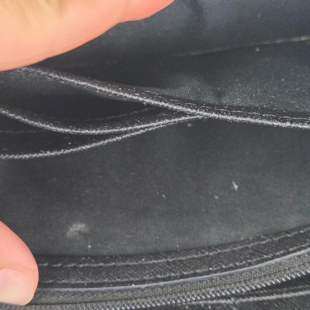 fossil black wallet zip around